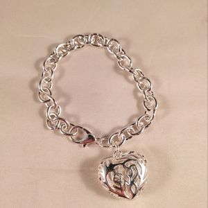 NWOT Sterling Silver plated chain link heart bracelet